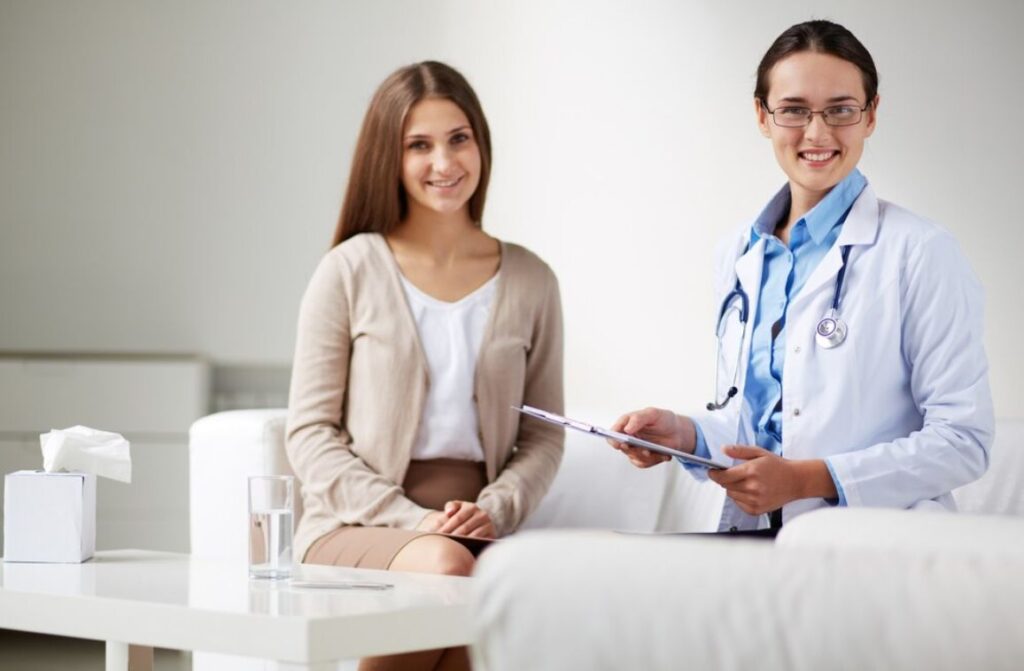 STD Symptoms in Women: Early Signs and When to Get Tested